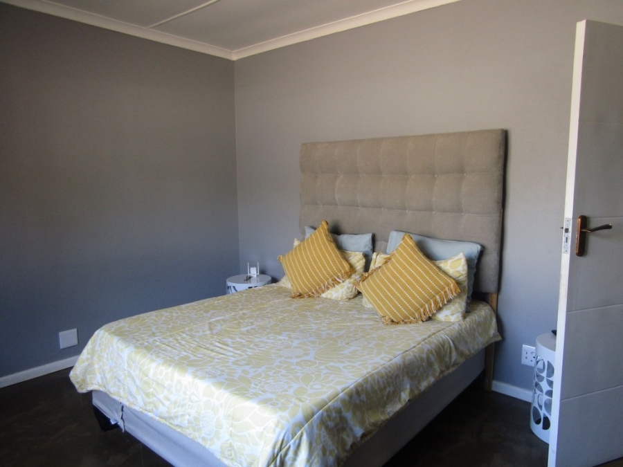 4 Bedroom Property for Sale in Humansdorp Eastern Cape